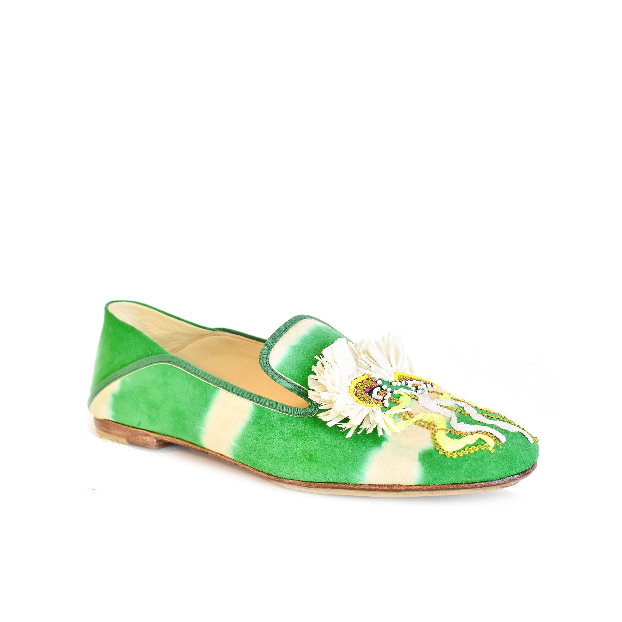 Handmade green moccasins with Raffia embroidery and tie-dye leather. Eco-friendly and stylish, perfect for summer.