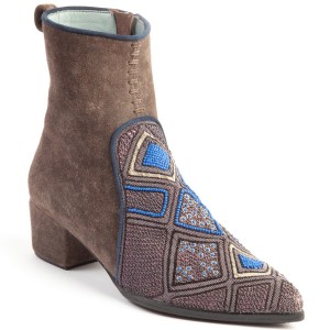 QUEEN POINT HEEL - BEATEN BROWN/CLEOPATRA