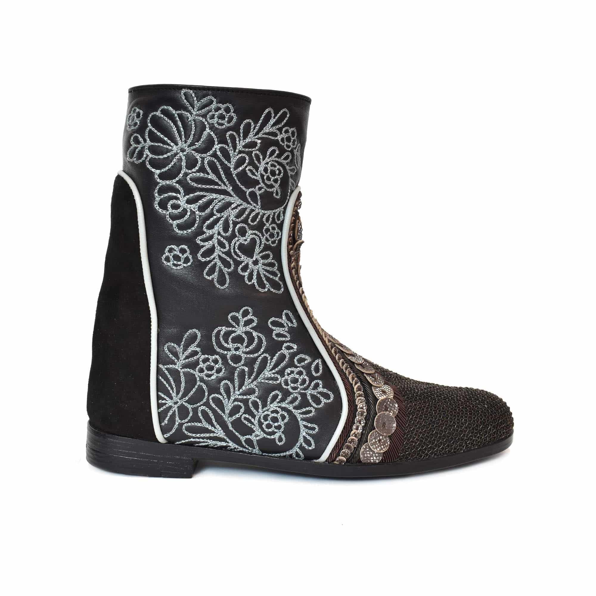 Meher Kakalia Meher Kakalia - QUEEN KANDY WEDGE - black quilt/dark earth