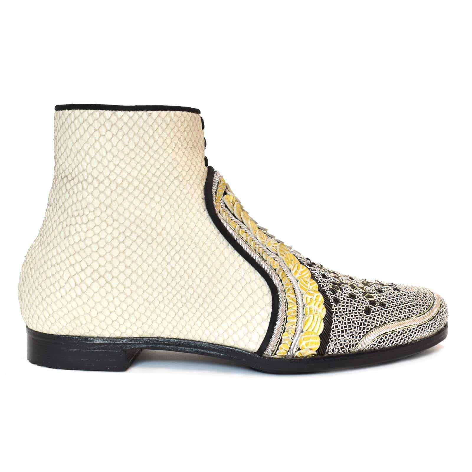 Meher Kakalia - QUEEN NEVA BOOT - snake white/silver gold