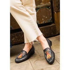 QUEEN RATI MOCCASIN - shiny black-burgundy