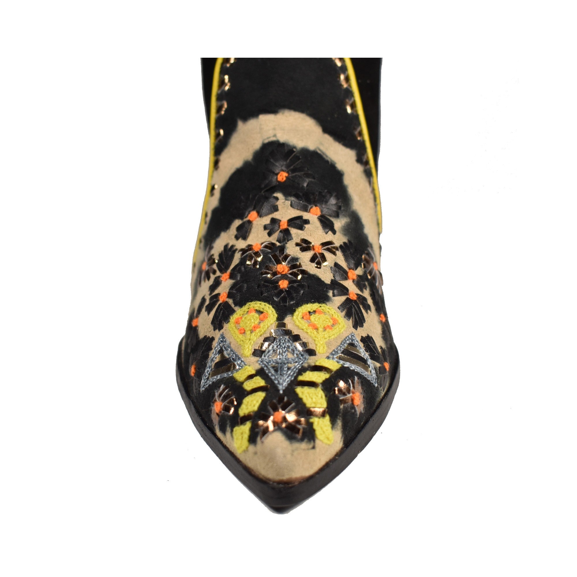 Bottines à talon pointu en daim noir avec empiècements tie-dye beige et broderies artisanales