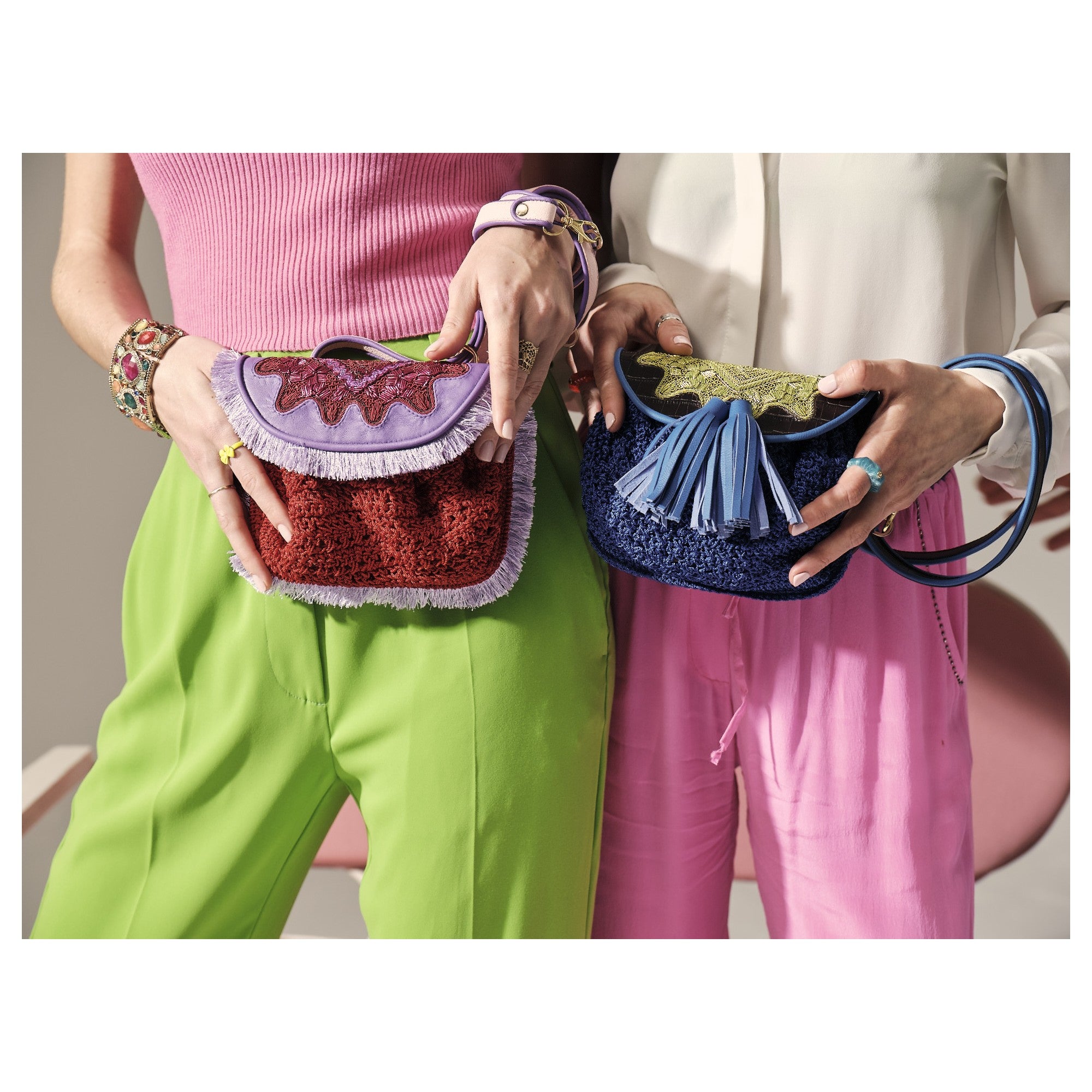 MINI ACCORDION HANDBAG - CROCHET