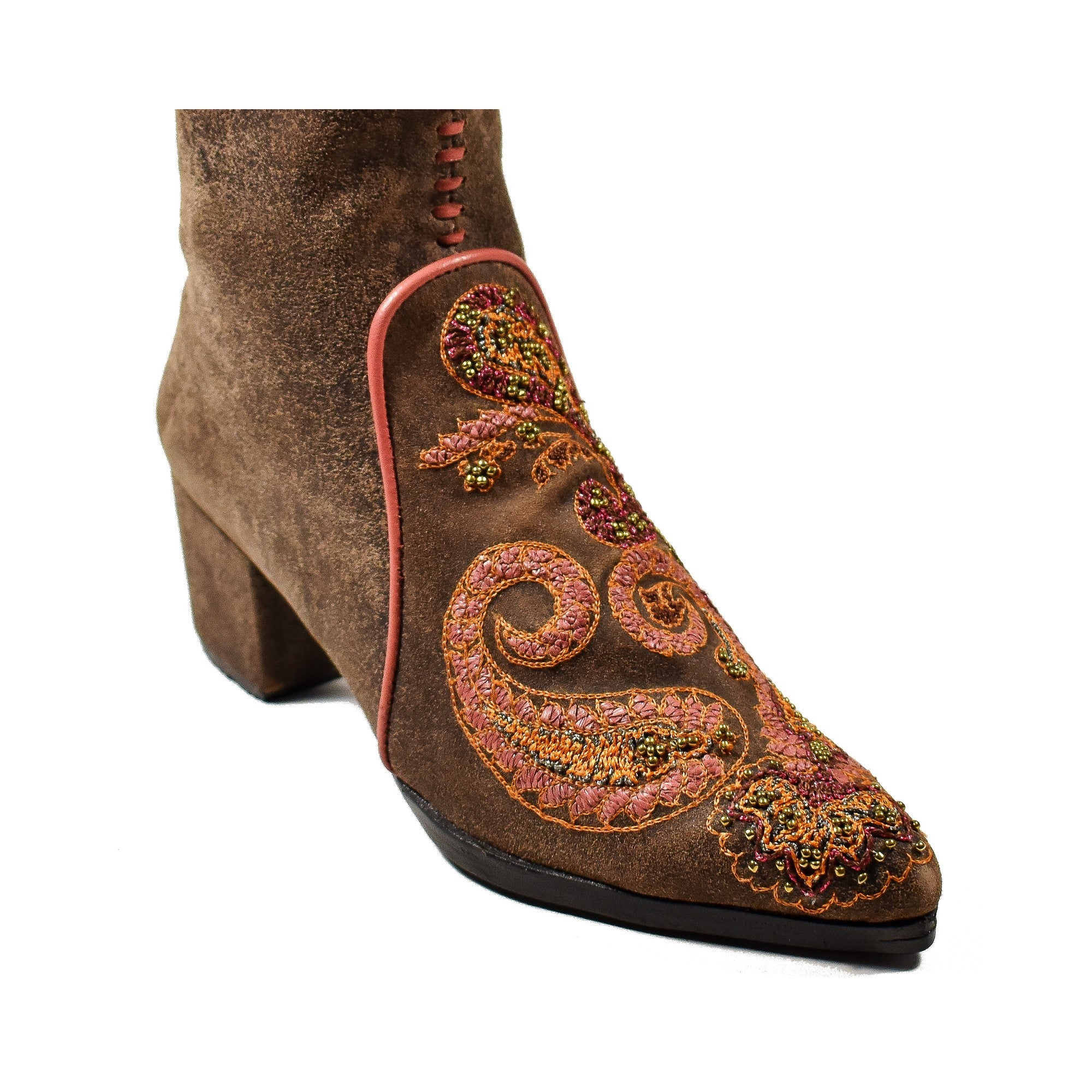 Limited edition Phyllis Boots in beaten brown suede, sustainably crafted for style and comfort.